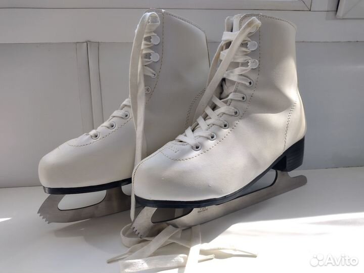 Коньки фигурные женские размер 36
