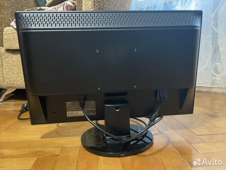 Монитор philips