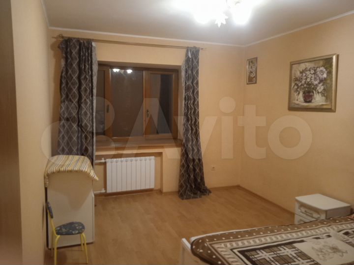 3-к. квартира, 77 м², 3/5 эт.