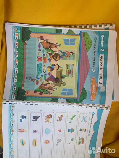 Oxford phonics World 1