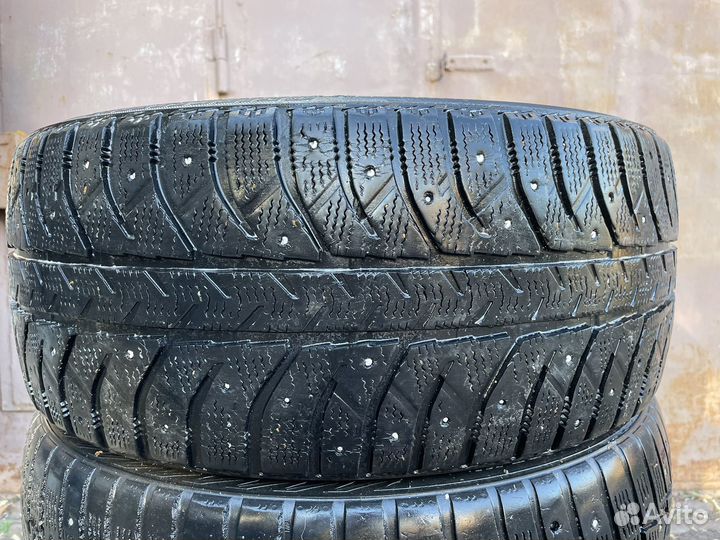 Bridgestone Ice Cruiser 7000 245/40 R18