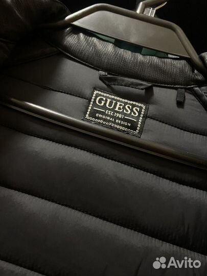 Кожаная куртка guess