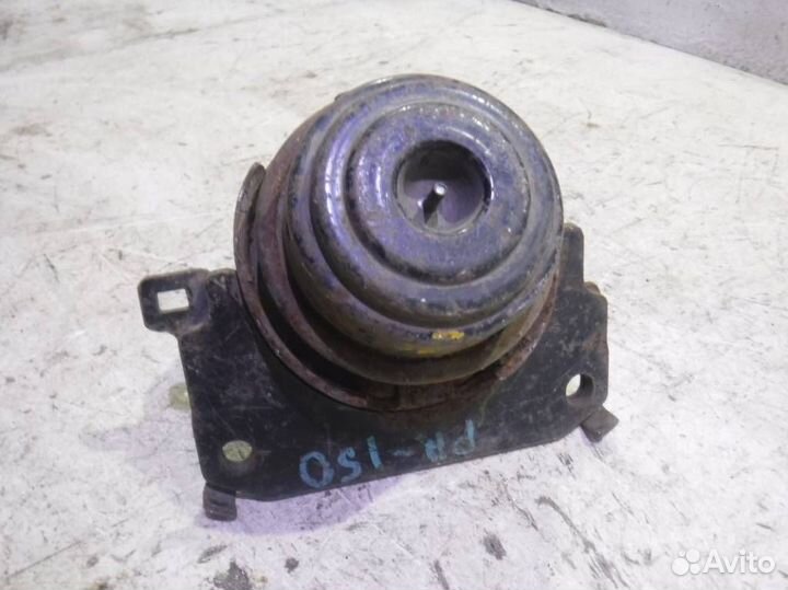 Подушка двигателя Тойота