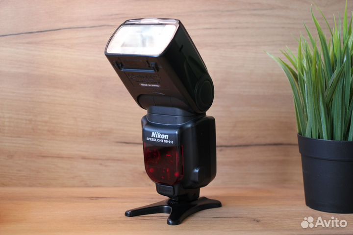 Вспышка Nikon Speedlight SB-910