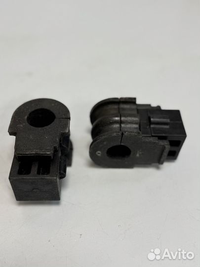 Evolute i pro втулка переднего стабилизатора