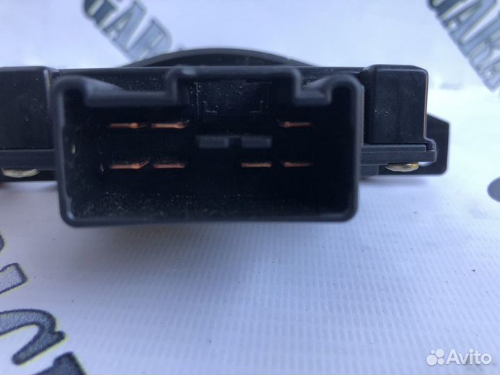 Регулятор печки задний Mazda MPV LW