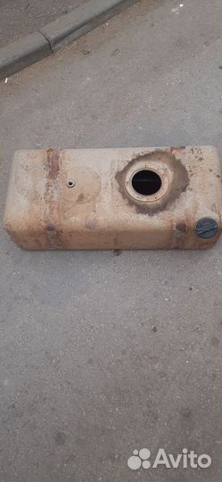 Бензобак топливный бак