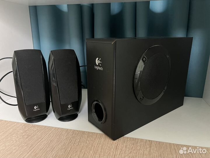 Колонки 2.1 Logitech s220