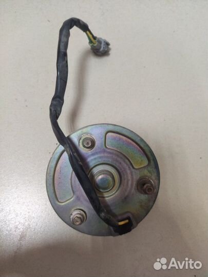 Мотор вентилятора охлаждения двс Nissan Maxima A33