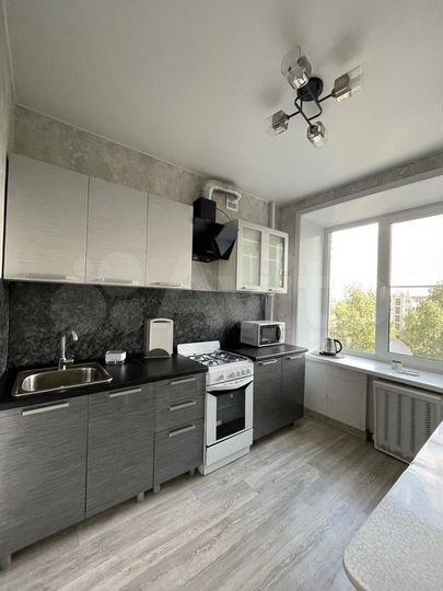 1-к. квартира, 35 м², 4/9 эт.