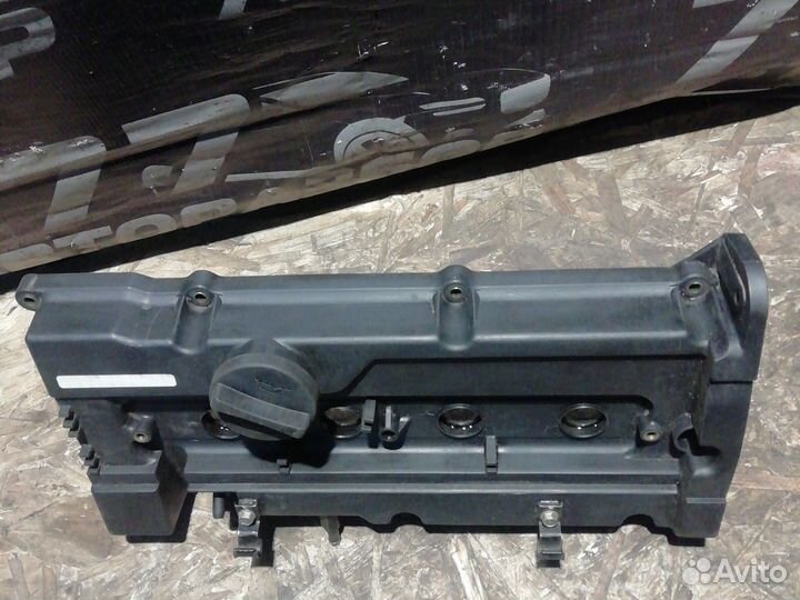 Клапанная крышка Hyundai Accent g4ed