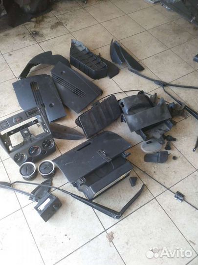 Бардачок. Элементы торпеды. Форд фьюжен. 2008г