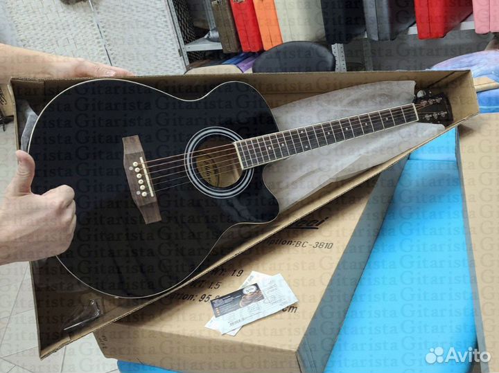 Гитара акустическая