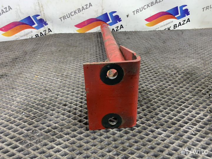 Кронштейн крепления заднего правого крыла