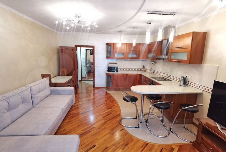 2-к. квартира, 90 м², 5/11 эт.