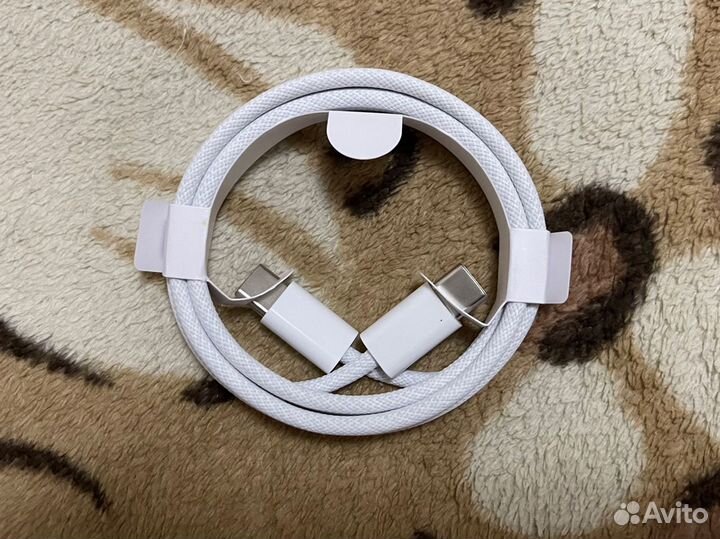 Зарядка на iPhone 15 USB-C