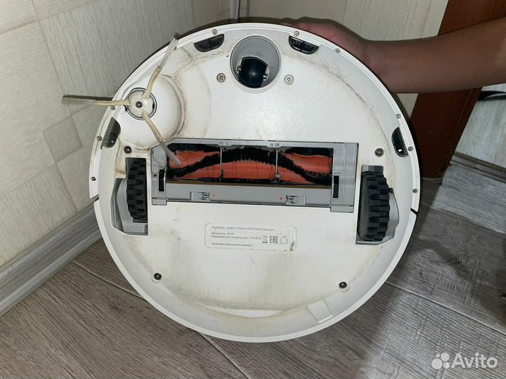 Робот-пылесос Xiomi MI Robot Vacuum, с коробкой