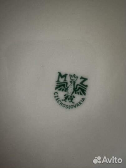 Супница фарфоровая с тарелками