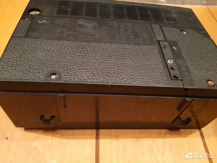 1975 год Радиоприемник VEF 202