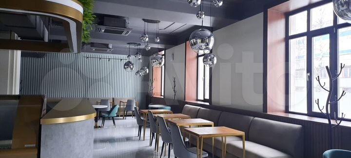 Здание, этаж, офисный блок, 1315 м²