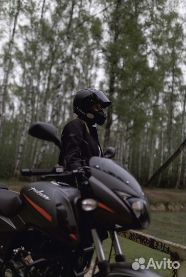 Bajaj pulsar 180