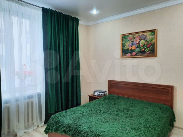 2-к. квартира, 56 м², 2/4 эт.