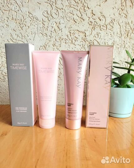 Очищающее средство (пенка) Repair Mary Kay