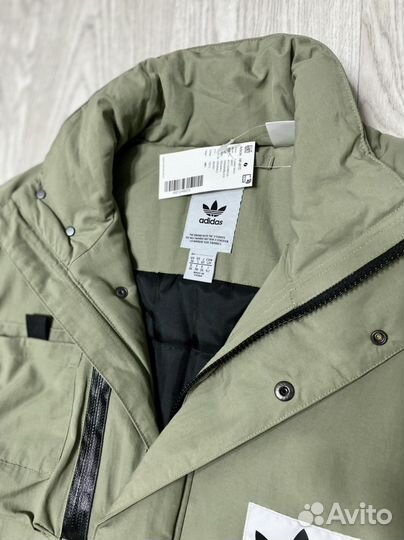 Куртка новая Adidas