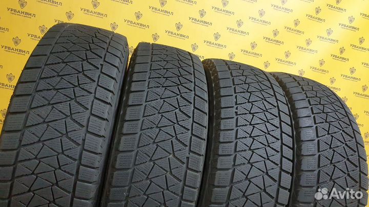 Bridgestone Blizzak DM-V2 215/70 R16 100Q