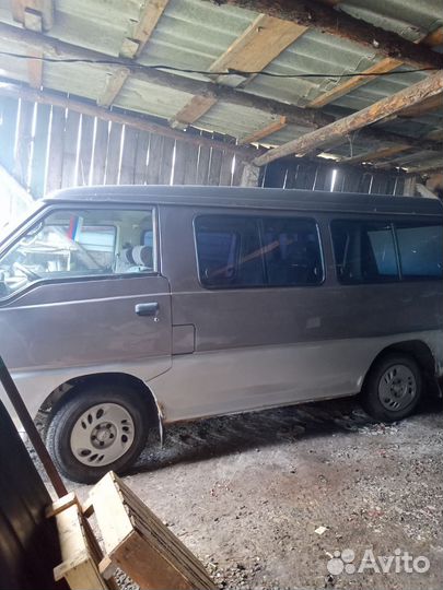 Hyundai Grace 2.5 МТ, 1993, битый, 180 000 км