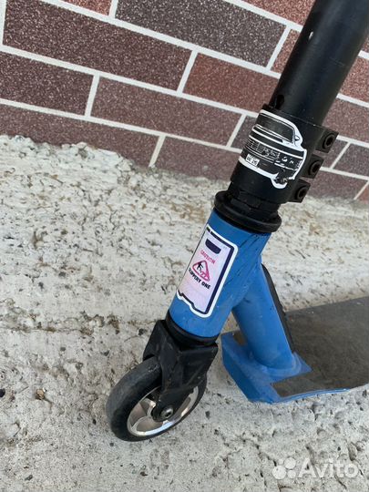 Трюковой самокат