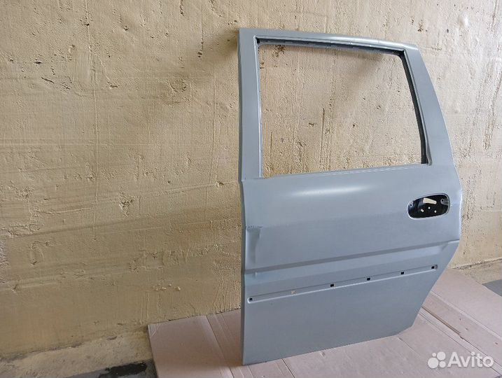 Дверь задняя левая Hyundai Matrix 2001