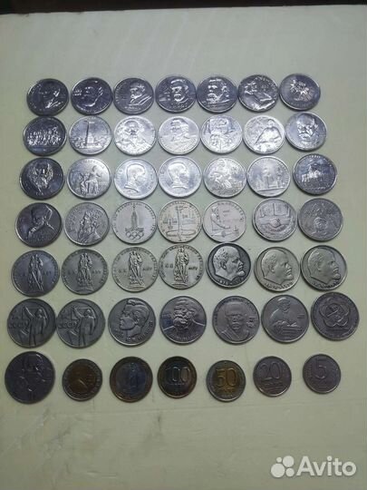 Коллекция монет и банкнот