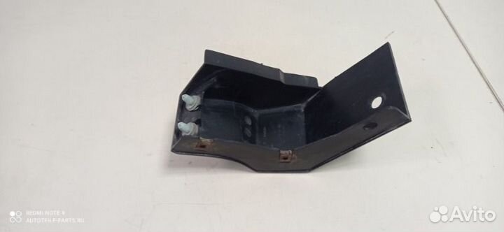 Накладка крыла передняя правая Honda Crosstour TF3