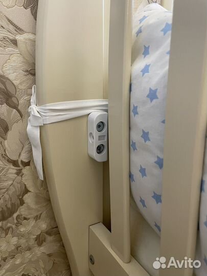 Детская кроватка с маятником Гандылян 