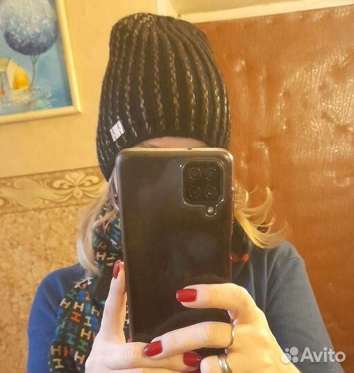 Шапочки женские в ассортименте