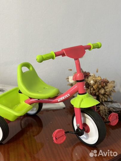 Трехколесный велосипед