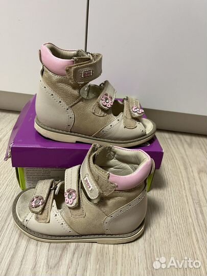 Босоножки для девочки 24 размер