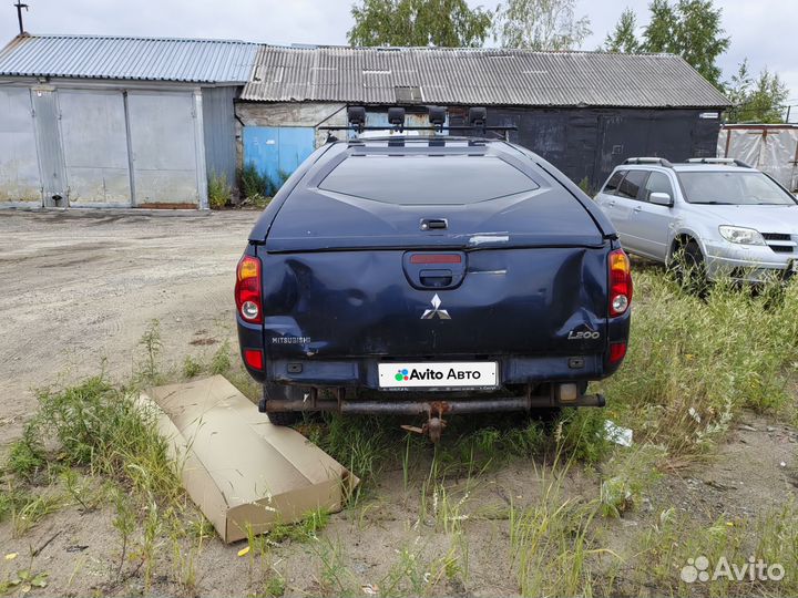 Mitsubishi L200 2.5 МТ, 2012, битый, 200 000 км