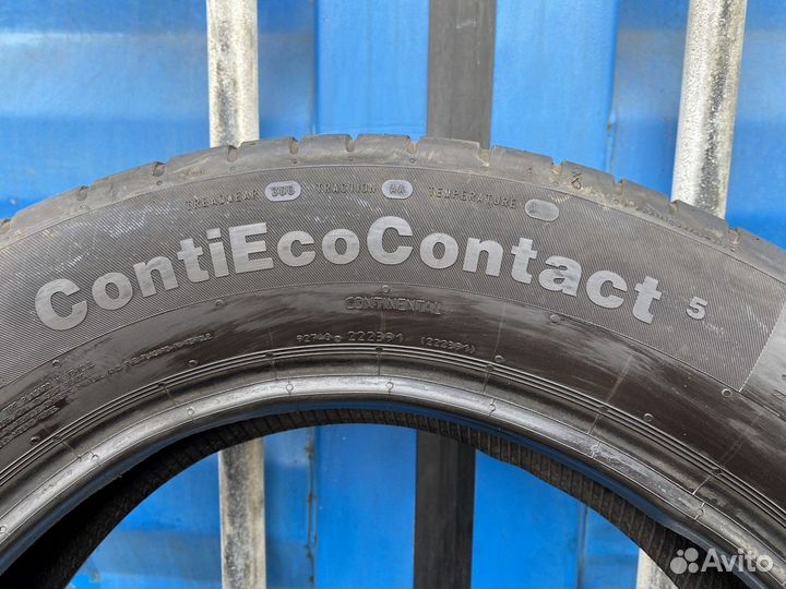 Continental ContiEcoContact 5 215/60 R17 96H