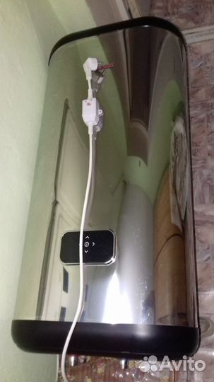 Водонагреватель накопительный 80л плоский вертикал