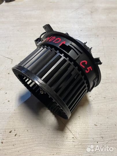 Мотор печки Omoda C5 sqrf4J16