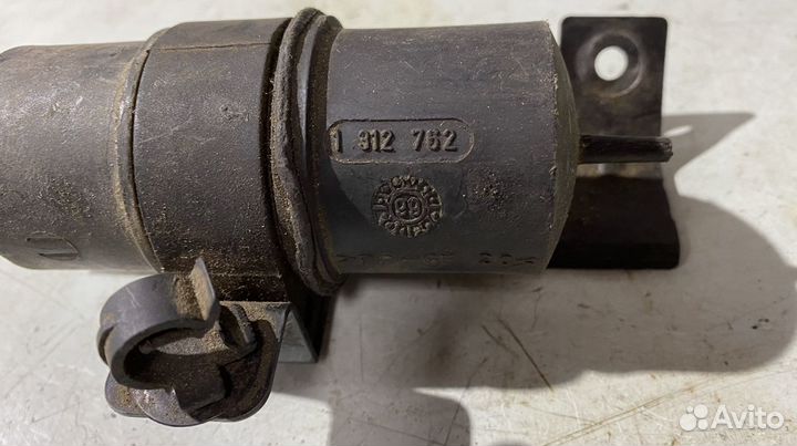 Клапан вакуумный BMW 5 E39