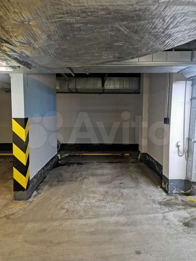 Машиноместо, 15 м²