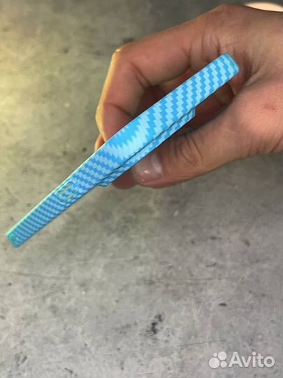 Чехол на iPhone