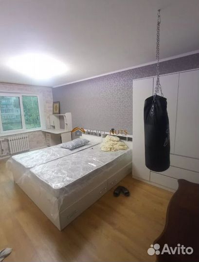 Кровать с ящиками