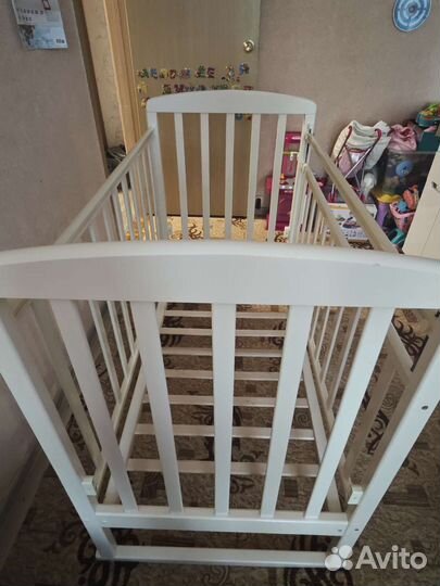 Детская кроватка
