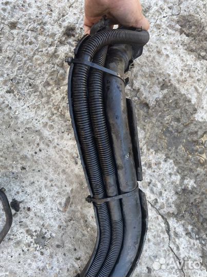 Киа Рио 3 заливная горловина