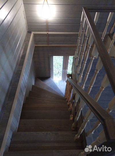 Лестница из дерева