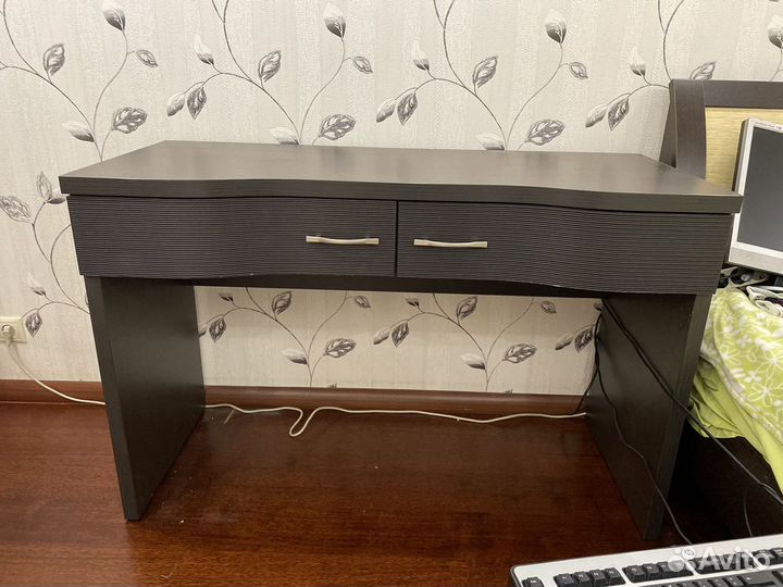 Письменный стол lazurit